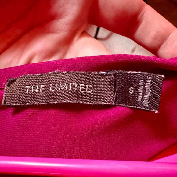 The Limited Size Small Maroon breathable top - Picture 5 of 10